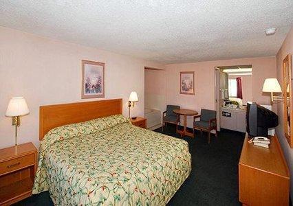 Knights Inn Elyria Zimmer foto